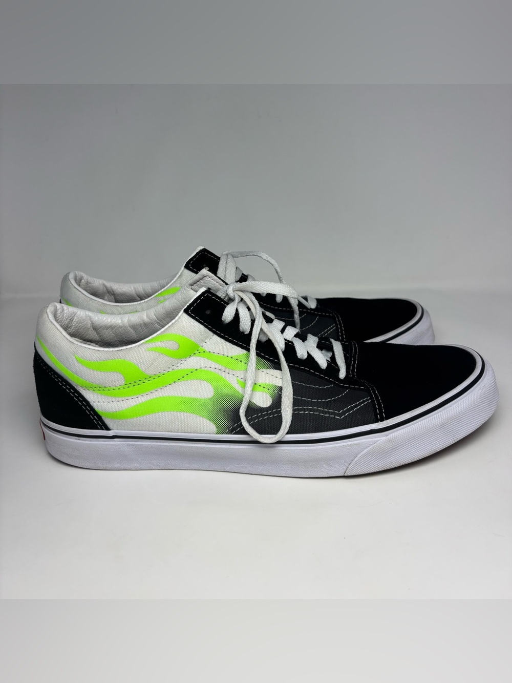 Vans Men’s Shoes Black & Neon Green Flame Old Skool Sneakers Size 13 - Picture 15 of 16